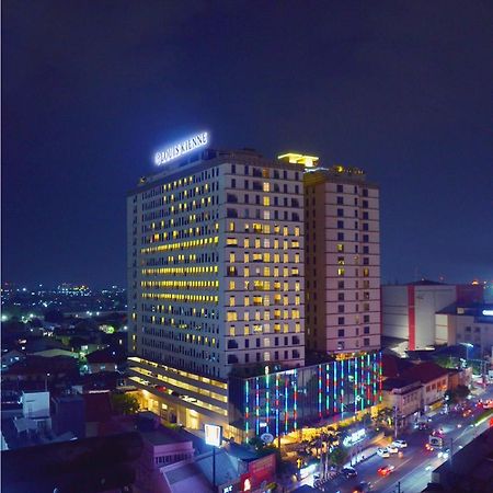 Louis Kienne Hotel Pemuda Семаранг Екстер'єр фото