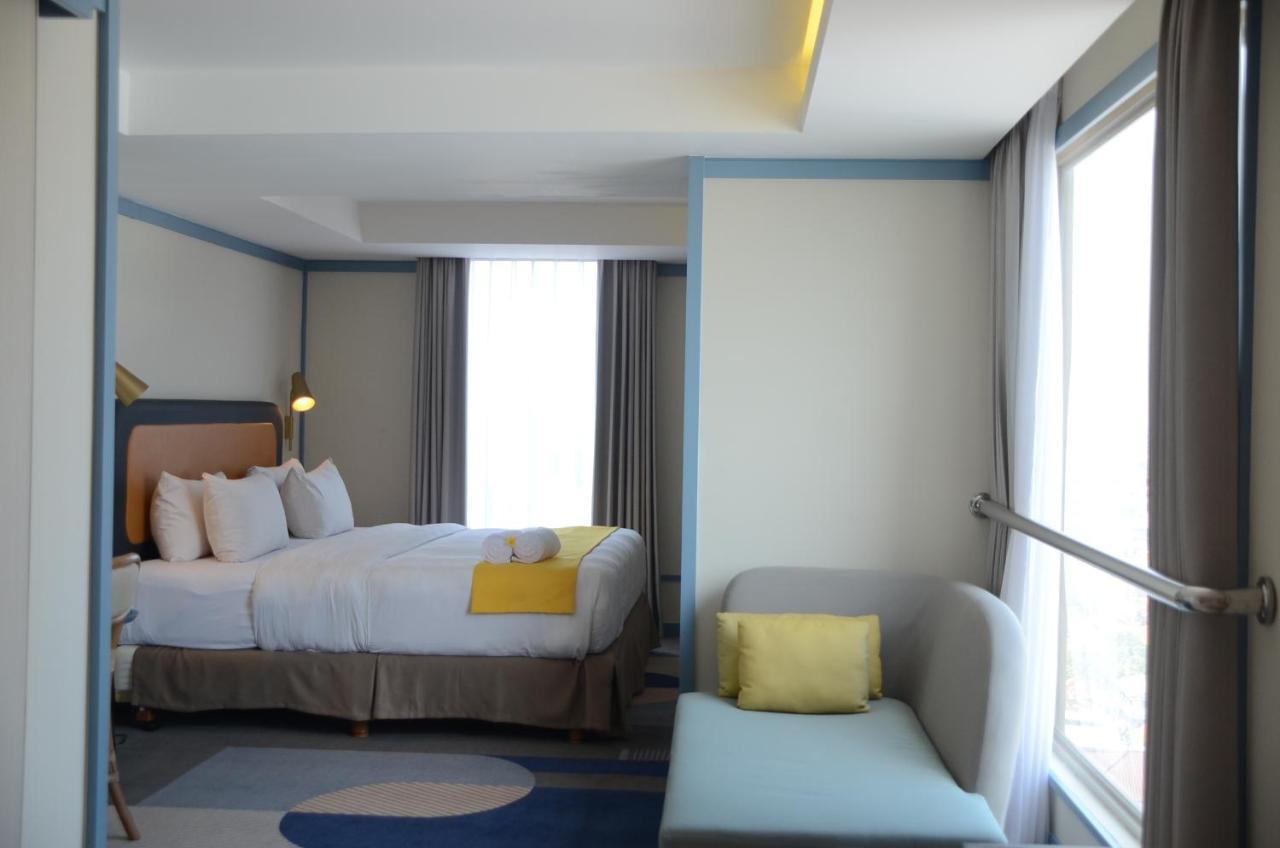 Louis Kienne Hotel Pemuda Семаранг Екстер'єр фото