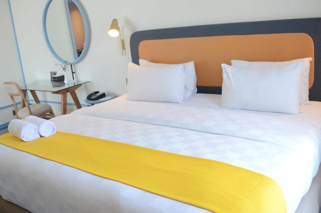 Louis Kienne Hotel Pemuda Семаранг Екстер'єр фото