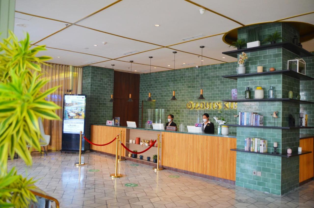 Louis Kienne Hotel Pemuda Семаранг Екстер'єр фото